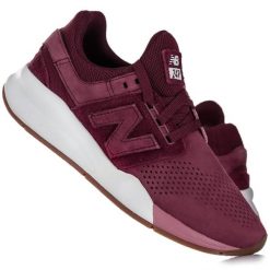 Damskie sportowe buty do chodzenia NEW BALANCE. Czerwone obuwie sportowe New Balance, bez zapięcia, trekkingowe. W wyprzedaży za 259.00 zł.