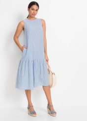 Sukienka midi w fasonie o linii litery A. Niebieskie sukienki bonprix, na lato, bez wzorów, bez kołnierzyka, bez ramiączek, midi. Za 169.99 zł.