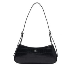 Torebka Calvin Klein. Czarne torebki klasyczne Calvin Klein, bez wzorów, bez dodatków. Za 449.99 zł.