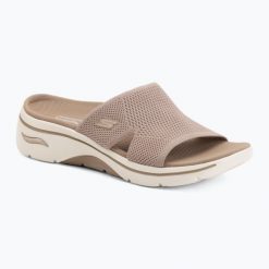 Klapki damskie SKECHERS Go Walk Arch Fit 2.0 Dakota. Brązowe klapki Skechers, bez wzorów, bez obcasa. Za 279.99 zł.