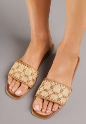 Brązowe Klapki z Geometrycznym Wzorem w Stylu Boho Zeroma. Brązowe klapki Born2be, bez wzorów, bez obcasa, na płaskiej podeszwie. Za 49.99 zł.