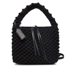 Torebka Gianni Chiarini. Czarne torebki klasyczne Gianni Chiarini, bez wzorów, bez dodatków. Za 499.99 zł.