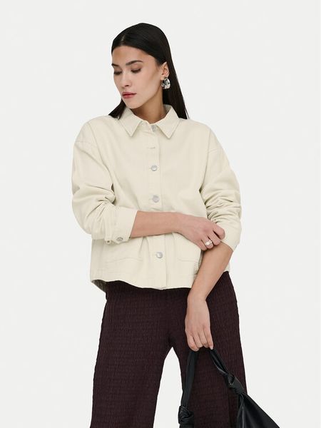 ONLY Kurtka jeansowa Lara 15372651 Beżowy Regular Fit. Brązowe kurtki Only, s, bez wzorów, z bawełny, bez kaptura. Za 179.99 zł.