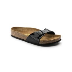 Klapki damskie Birkenstock 040303. Brązowe klapki Birkenstock, bez wzorów, z materiału, bez obcasa. Za 607.00 zł.