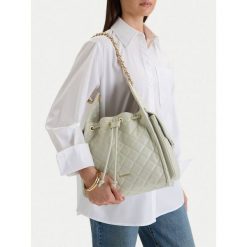 Torebka Badura. Zielone torebki klasyczne Badura, bez wzorów, bez dodatków. Za 299.99 zł.