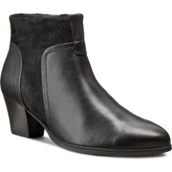 Botki GABOR - 31.680.77 Schwarz. Czarne botki Gabor, z aplikacjami, z materiału, bez obcasa, na obcasie, bez zapięcia. W wyprzedaży za 339.00 zł.