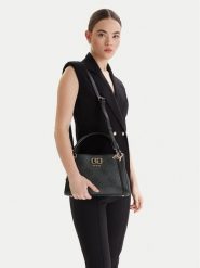 Guess Torebka Karnilla Logo HWOS99 01060 Szary. Szare torebki klasyczne Guess, z aplikacjami, ze skóry, bez dodatków. Za 639.99 zł.