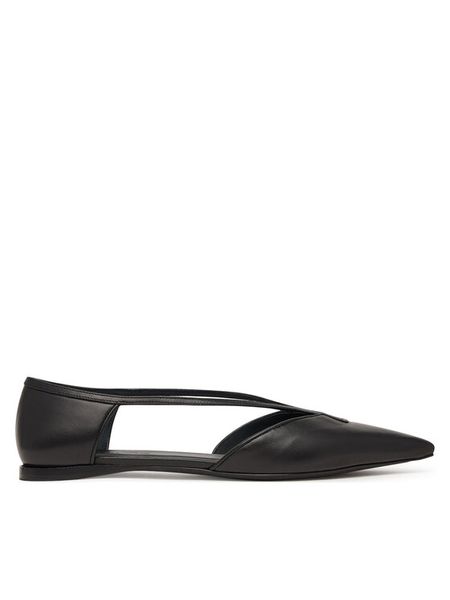 Max Mara Baleriny 2614521032600 Czarny. Czarne baleriny Max Mara, bez wzorów, ze skóry, bez obcasa. Za 1,630.99 zł.