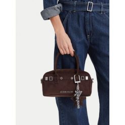 Torebka Guess Jeans. Brązowe torebki klasyczne Guess Jeans, z aplikacjami, z jeansu, bez dodatków. Za 269.99 zł.