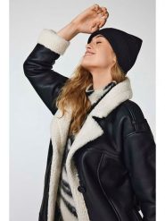 ONLY Czapka beanie "Zenna" w kolorze czarnym rozmiar: onesize. Czarne czapki Only, bez wzorów, z materiału. Za 48.50 zł.