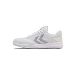 Buty halowe Hummel Dagaz V. Białe obuwie sportowe Hummel, bez zapięcia, do koszykówki. W wyprzedaży za 391.00 zł.