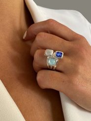 Les Petites Précieuses Srebrny pierścionek z kamieniami szlachetnymi rozmiar: 56. Niebieskie pierścionki Les Petites Précieuses, z cyrkonią, srebrne. Za 260.99 zł.