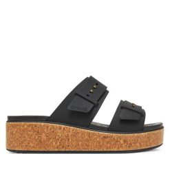 Klapki Crocs. Czarne klapki Crocs, bez wzorów, bez obcasa. Za 199.99 zł.