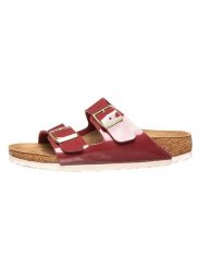 Birkenstock Klapki "Arizona" w kolorze czerwonym rozmiar: 38. Czerwone klapki Birkenstock, bez wzorów, z otwartym noskiem, bez obcasa. Za 224.95 zł.