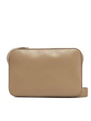Calvin Klein Torebka Embossed Logo Camera Bag K60K612555 Brązowy. Brązowe listonoszki Calvin Klein, bez wzorów, ze skóry, bez dodatków. Za 219.99 zł.