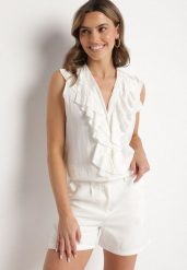 Biała Koszula Bez Rękawów z Wiskozą z Dekoltem w Serek i Falbaną Arlimi. Białe koszule Born2be, bez wzorów, z jeansu, eleganckie, bez kołnierzyka, bez ramiączek. Za 54.99 zł.