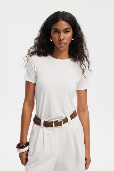 T-SHIRT NINA ECRU M - Flawless. T-shirty Flawless, m, bez wzorów, z materiału, bez kołnierzyka, bez ramiączek. Za 229.00 zł.