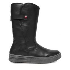Kozaki Rieker. Czarne kozaki Rieker, bez obcasa, na płaskiej podeszwie, bez zapięcia. Za 399.99 zł.