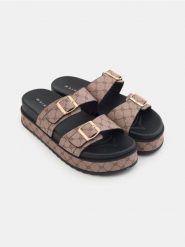 Sandały - wielobarwny. Sandały Sinsay, bez wzorów, bez obcasa, bez zapięcia. Za 49.99 zł.