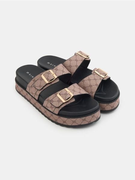 Sandały - wielobarwny. Sandały Sinsay, bez wzorów, bez obcasa, bez zapięcia. Za 49.99 zł.