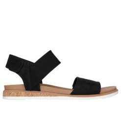 Sandały damskie Skechers BOBS Desert Kiss Low - Top Look. Czarne sandały Skechers, bez wzorów, bez obcasa, bez zapięcia. Za 264.00 zł.