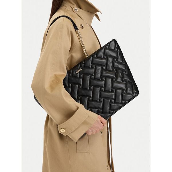 Torebka MEXX. Czarne shopper Mexx, bez wzorów, bez dodatków. Za 229.99 zł.