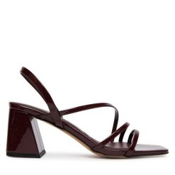 Sandały Aldo. Czerwone sandały Aldo, bez wzorów, bez obcasa, na słupku, bez zapięcia. Za 319.99 zł.