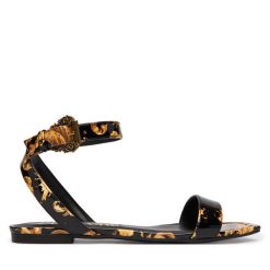 Sandały Versace Jeans Couture. Czarne sandały Versace Jeans Couture, bez wzorów, z jeansu, bez obcasa, na płaskiej podeszwie, bez zapięcia. Za 439.99 zł.