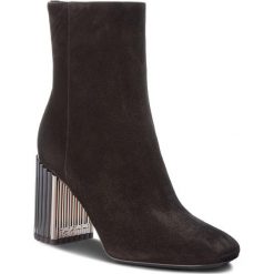 Botki BALDININI - 908344P82GCABY Nero. Czarne botki Baldinini, bez wzorów, ze skóry, bez obcasa, na obcasie, bez zapięcia. W wyprzedaży za 1,329.00 zł.