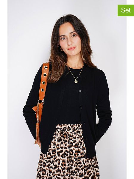 C& Jo 2-częściowy zestaw w kolorze czarnym rozmiar: 34. Czarne swetry C& Jo, bez wzorów, z kaszmiru, bez ramiączek. Za 208.99 zł.