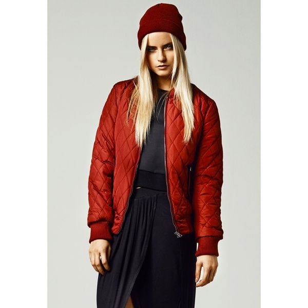 Parka dla kobiet Urban Classic diamond nylon. Brązowe parki Urban Classics, na zimę, z nylonu, bez kaptura. Za 244.50 zł.