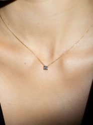 DIAMANTA Złoty naszyjnik "Collier Impérial" z diamentową zawieszką - dł. 42 cm rozmiar: onesize. Żółte naszyjniki DIAMANTA, z diamentem, złote. Za 7,307.99 zł.