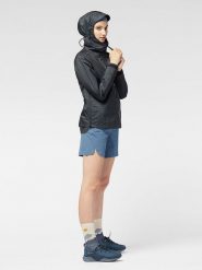 LaMunt Kurtka funkcyjna "Linda" w kolorze czarnym rozmiar: 36. Czarne kurtki sportowe LaMunt, m, bez wzorów, bez kaptura, outdoorowe. Za 272.95 zł.