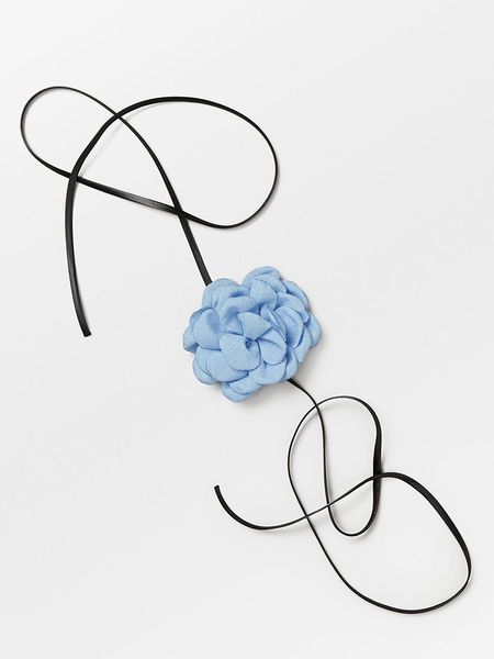 Becksöndergaard Naszyjnik "Althea Flower" w kolorze błękitnym rozmiar: onesize. Niebieskie naszyjniki Becksöndergaard. Za 69.91 zł.