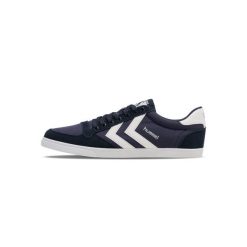 Buty sportowe dla dorosłych Hummel Slimmer stadil. Białe obuwie sportowe Hummel, bez zapięcia, trekkingowe. Za 289.50 zł.