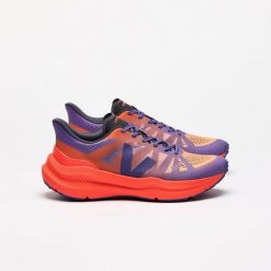 Buty sportowe VEJA Condor 3 Adv Enmesh Grad_Purple_Oran damskie wielokolorowe. Czerwone obuwie sportowe Veja, bez zapięcia, do biegania. Za 529.00 zł.