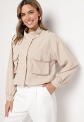 Beżowa Kurtka ze Stójką i Ozdobnymi Guzikami Ściągana w Pasie Troczkiem Basalle. Brązowe kurtki Born2be, l, bez wzorów, z jeansu, bez kaptura. Za 129.99 zł.