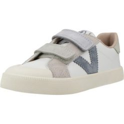 Buty VICTORIA OLIVER BAREFOOT Niebieski. Niebieskie trekkingi VICTORIA, z materiału, trekkingowe. Za 189.99 zł.