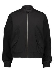 Vero Moda Kurtka w kolorze czarnym rozmiar: XS. Czarne kurtki Vero Moda, xs, bez wzorów, bez kaptura. Za 83.22 zł.