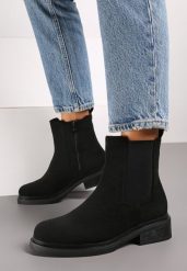 Czarne Klasyczne Botki w Stylu Sztybletów z Imitacji Zamszu Kaivina. Czarne botki Renee, bez wzorów, z jeansu, bez obcasa, na płaskiej podeszwie, bez zapięcia. Za 129.99 zł.