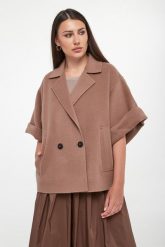 Płaszcz damski krótki wełniany Pera WEEKEND MAX MARA. Płaszcze Weekend Max Mara, bez wzorów, z wełny, bez kaptura. Za 2,279.00 zł.