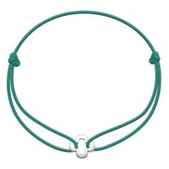 Bransoletka z ażurową srebrną koniczyną na cienkim sznurku w kolorze morskiej zieleni. Zielone bransoletki Lilou, srebrne. Za 119.00 zł.