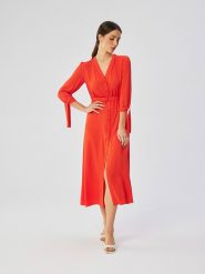Stylove Sukienka w kolorze czerwonym rozmiar: S. Czerwone sukienki Stylove, na co dzień, s, bez wzorów, z tkaniny, bez kołnierzyka, bez ramiączek, maxi, proste. Za 355.95 zł.