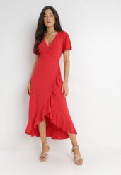 Czerwona Sukienka Aediala. Czerwone sukienki Born2be, na co dzień, l, bez wzorów, z tkaniny, bez kołnierzyka, bez ramiączek, midi, kopertowe. Za 189.99 zł.