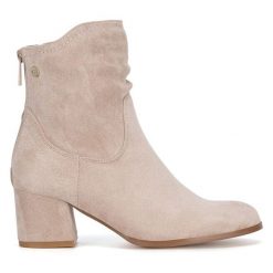 Botki Jenny Fairy. Brązowe botki Jenny Fairy, bez wzorów, bez obcasa, na słupku, bez zapięcia. Za 159.99 zł.
