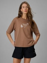 4F T-shirt regular z nadrukiem damski - beżowy M. Brązowe t-shirty 4f, m, bez wzorów, z dzianiny, bez kołnierzyka, bez ramiączek. Za 79.99 zł.