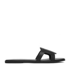 Klapki GINO ROSSI. Czarne klapki Gino Rossi, bez wzorów, bez obcasa. Za 199.99 zł.