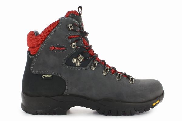 Buty trekkingowe damskie Chiruca Dynamic 05. Czerwone trekkingi Chiruca, z gore-texu, outdoorowe. Za 881.00 zł.