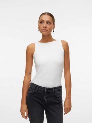 Vero Moda Top w kolorze białym rozmiar: L. Białe topy Vero Moda, l, bez wzorów, bez kołnierzyka, bez ramiączek. Za 56.99 zł.