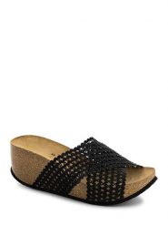 BACKSUN Klapki w kolorze czarnym na koturnie rozmiar: 41. Czarne klapki Backsun, bez wzorów, z otwartym noskiem, bez obcasa, na koturnie. Za 152.99 zł.